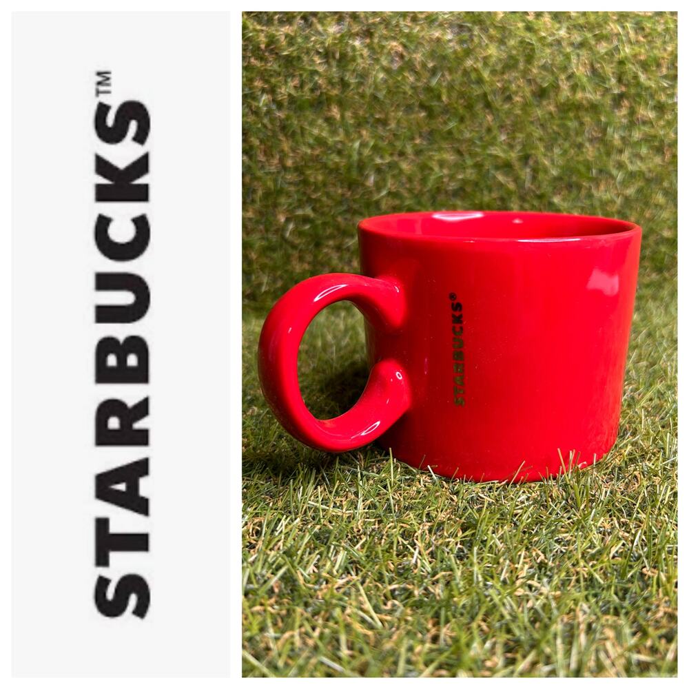 Starbucks 2017 Classic Red‎ 12 oz Mug